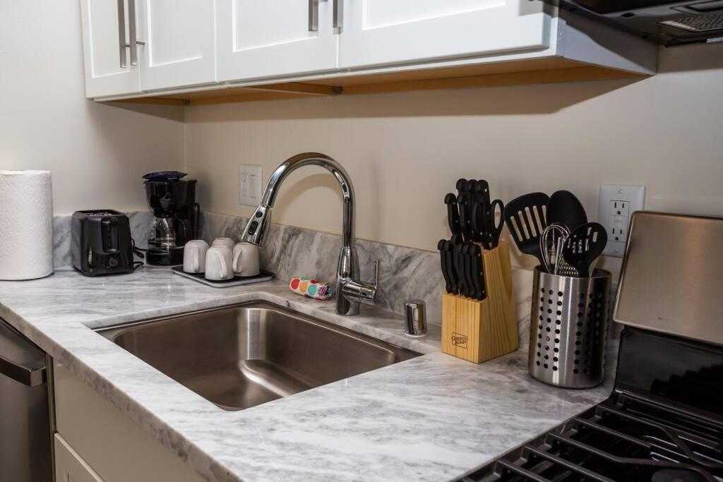 Spacious 1 Bedroom Apartment In Heart Of San Diego Exterior foto